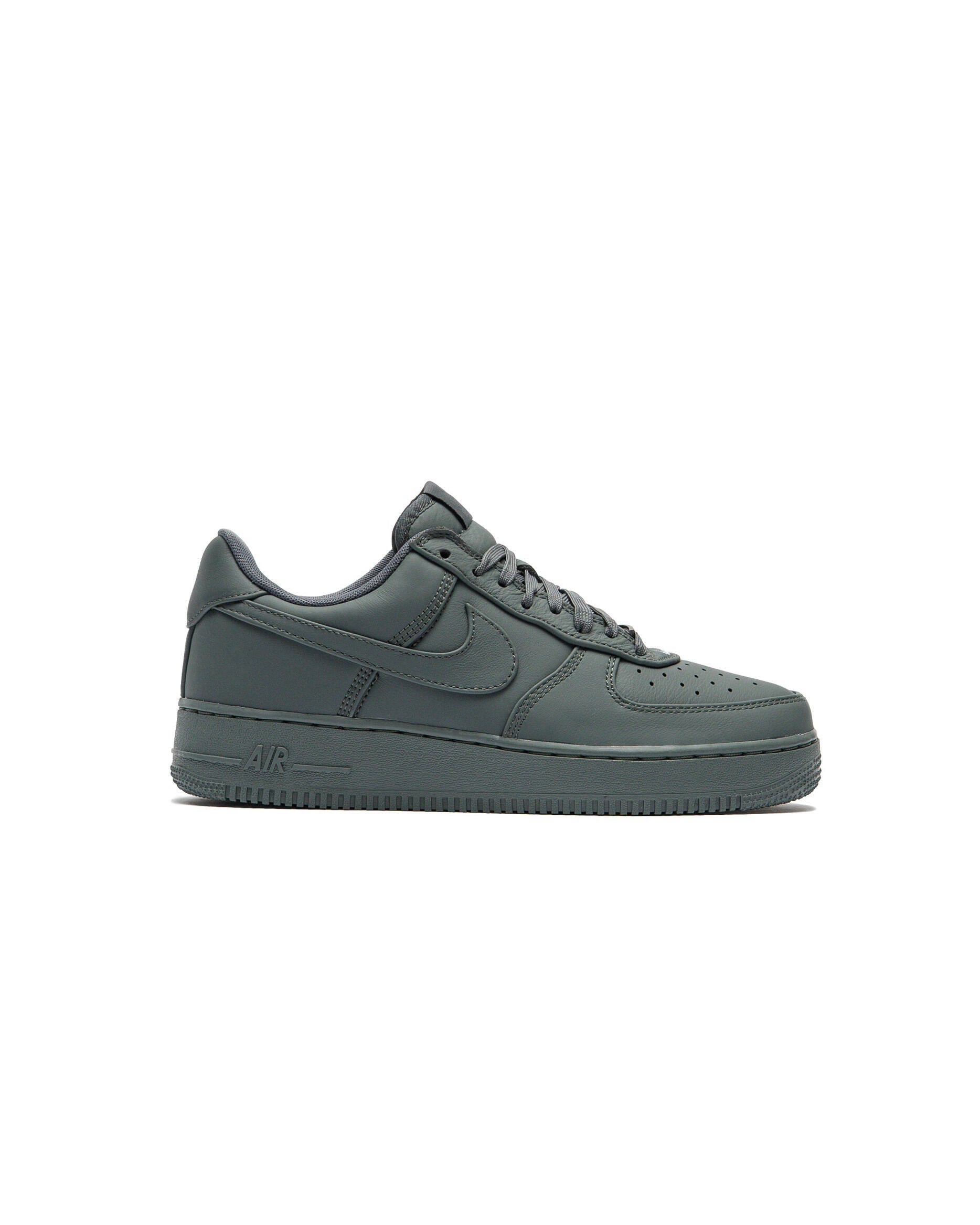 NK AIR FORCE 1 LOW RETRO PRM